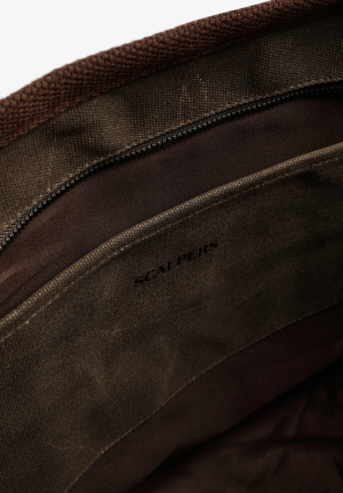 WAXED TRAVEL BAG