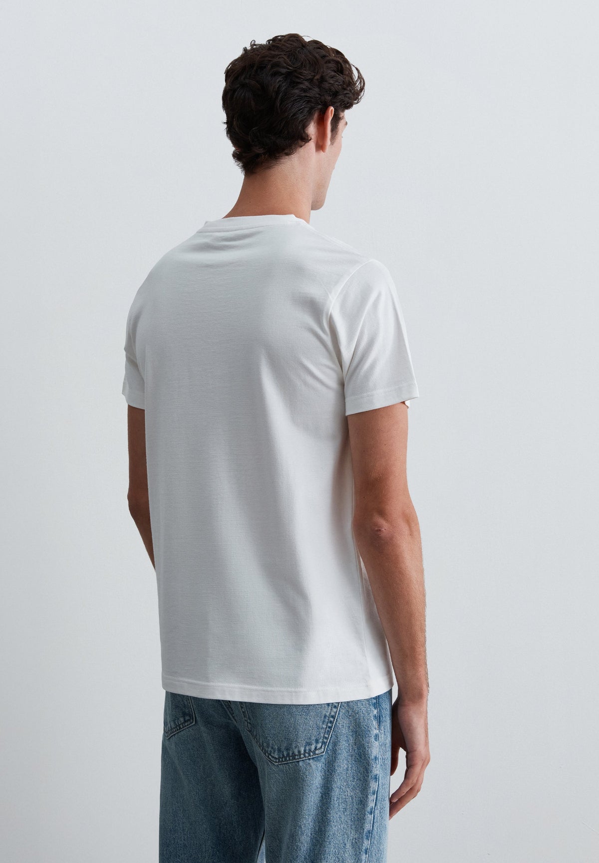 SCFLOWERS EMB TEE