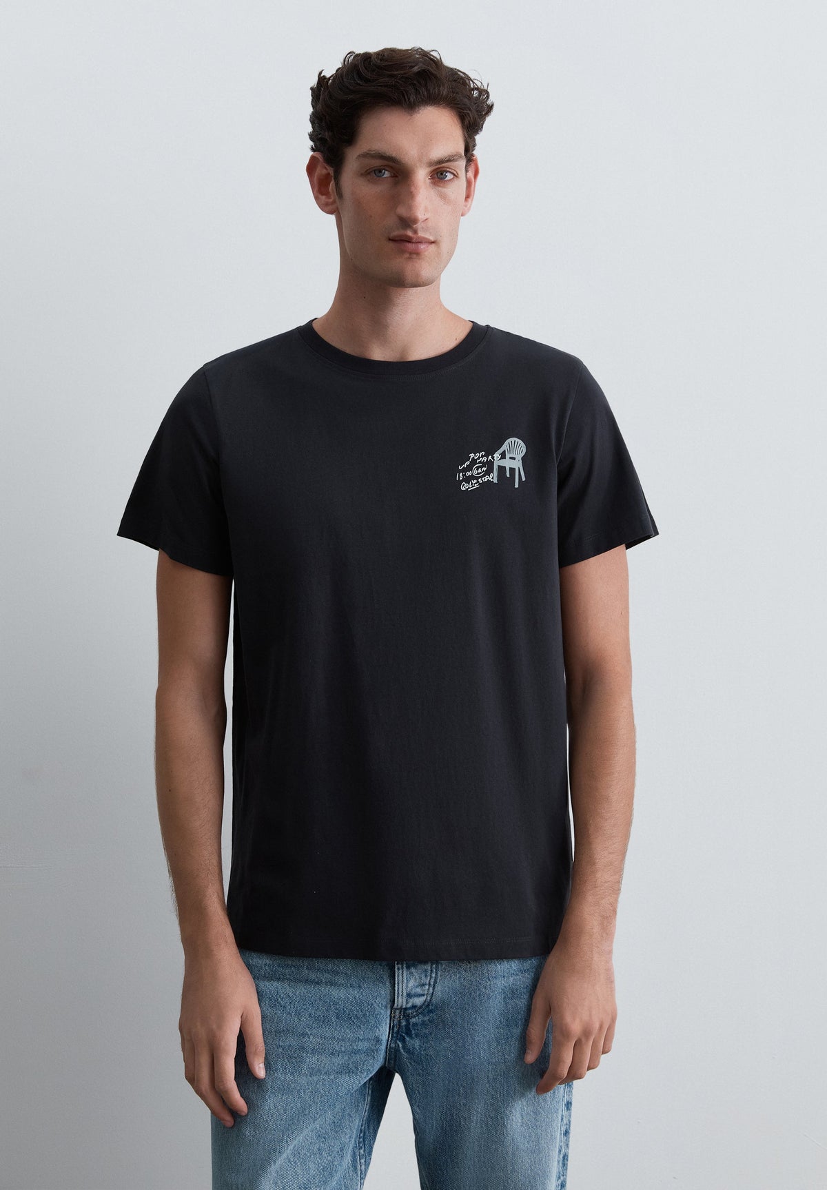 SCSEASON CHAIR TEE