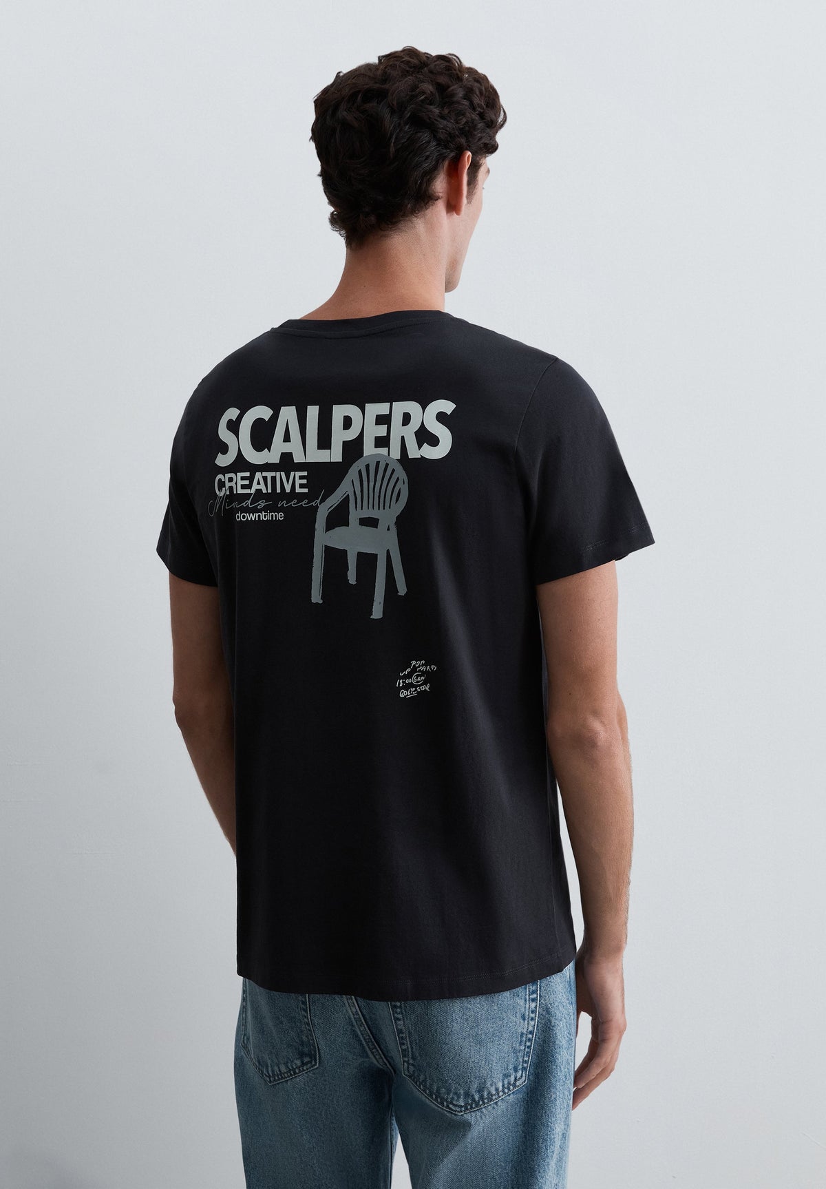 SCSEASON CHAIR TEE