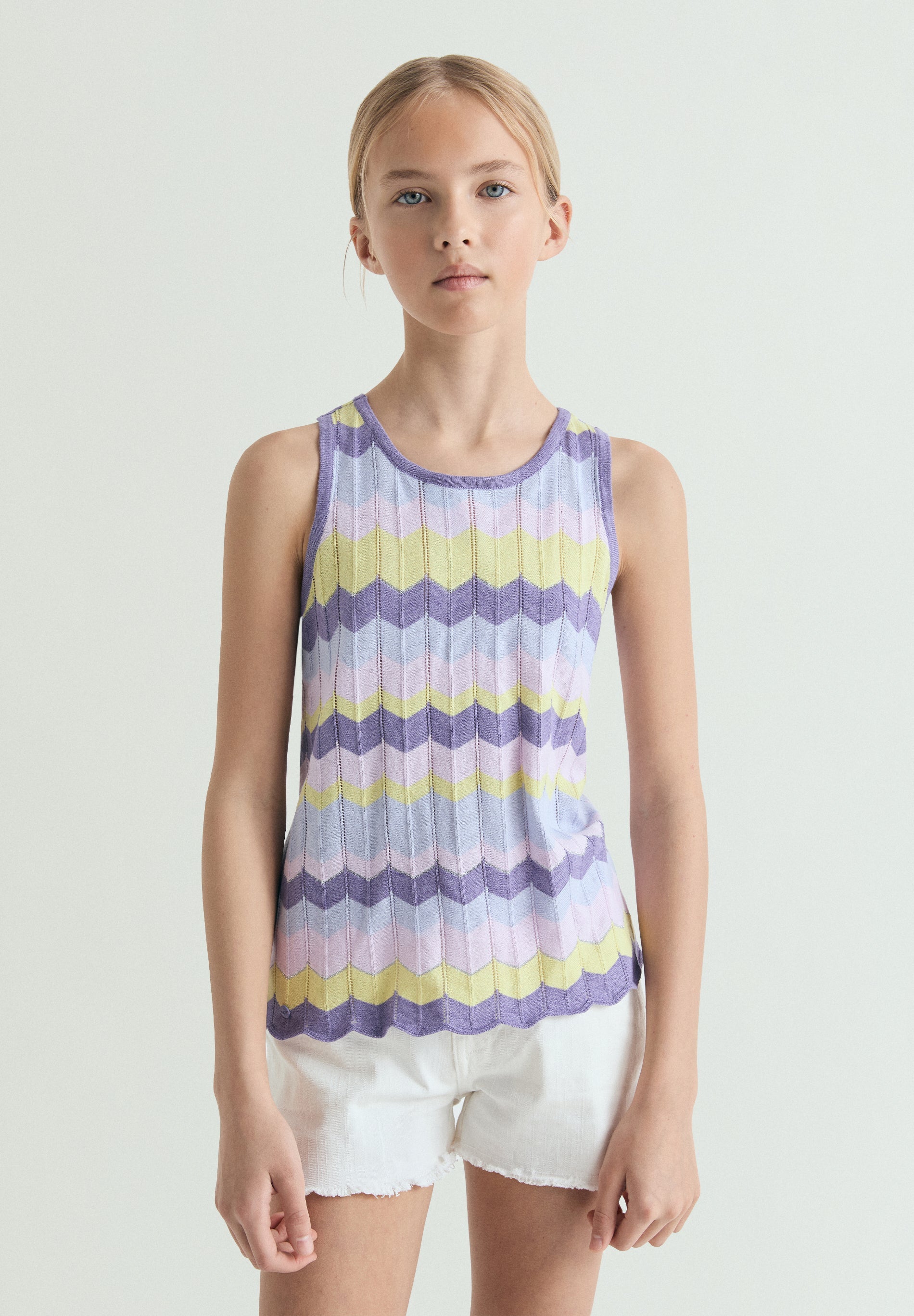 CHUNKY KNIT TOP WITH CRISS-CROSS BACK