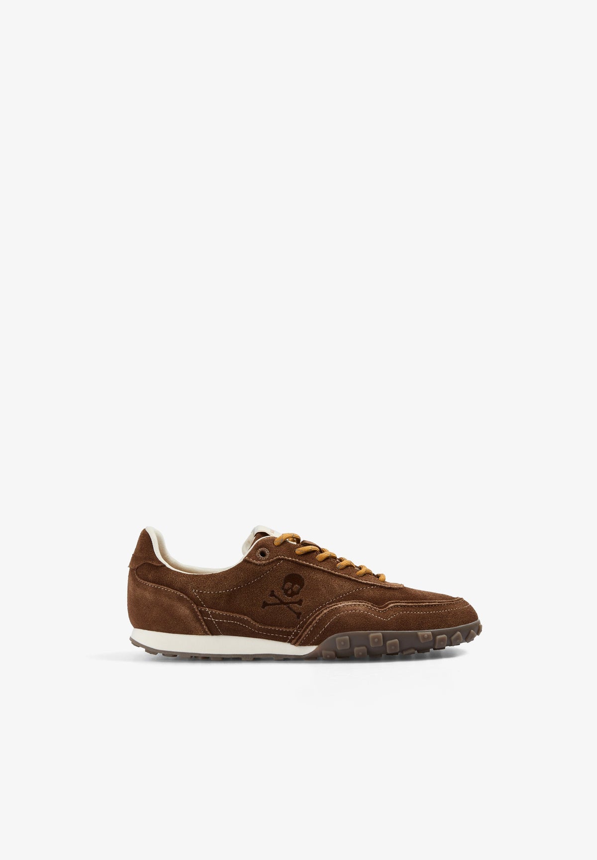 RETRO SUEDE SNEAKERS