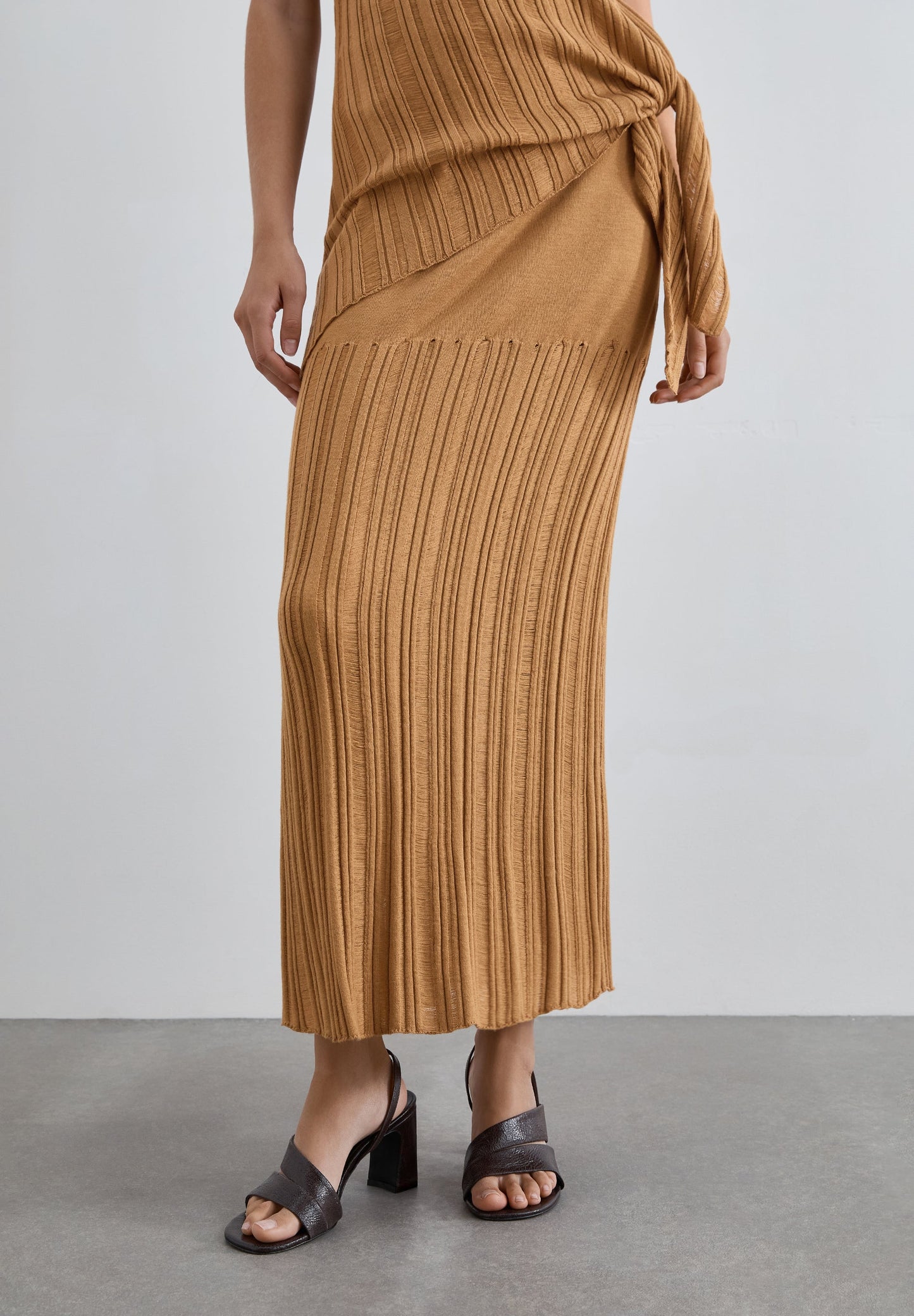 SCBROKEN KNIT SKIRT