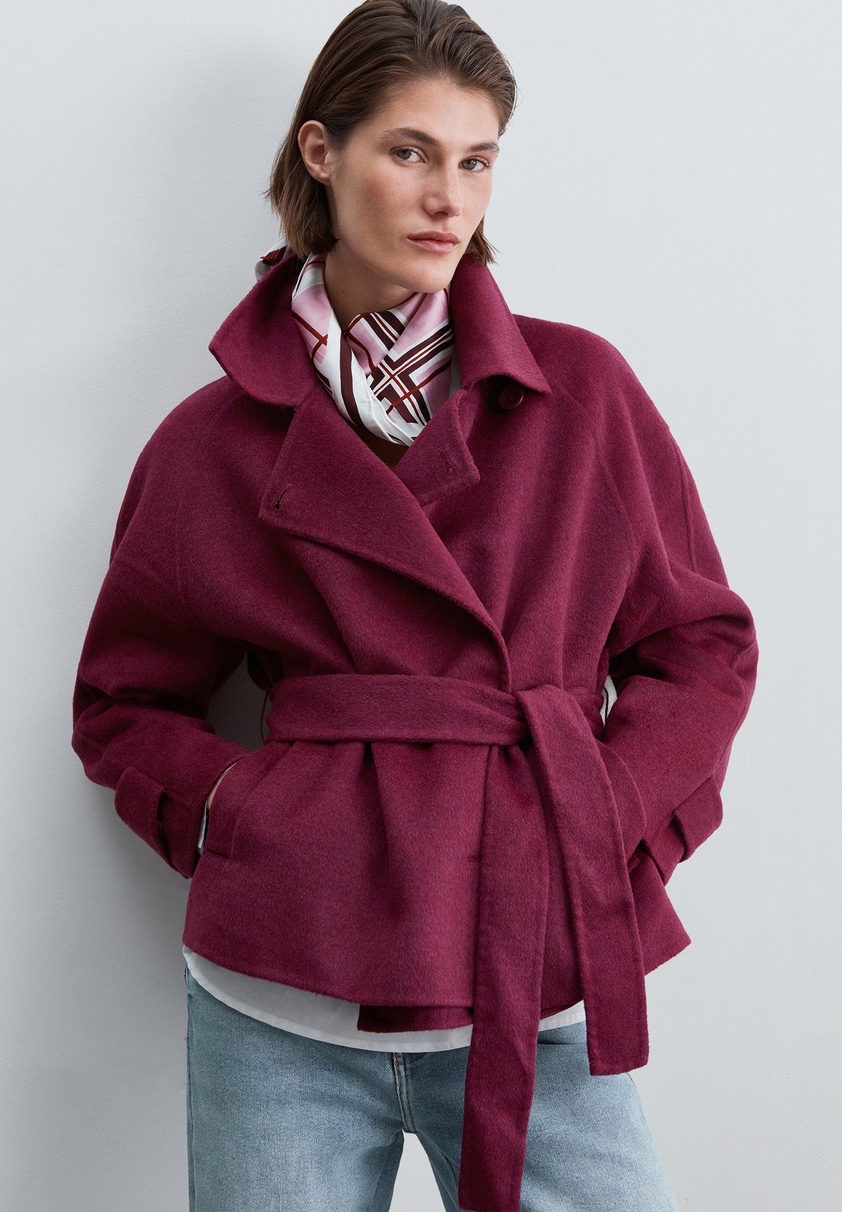CROPPED COAT WITH BELT