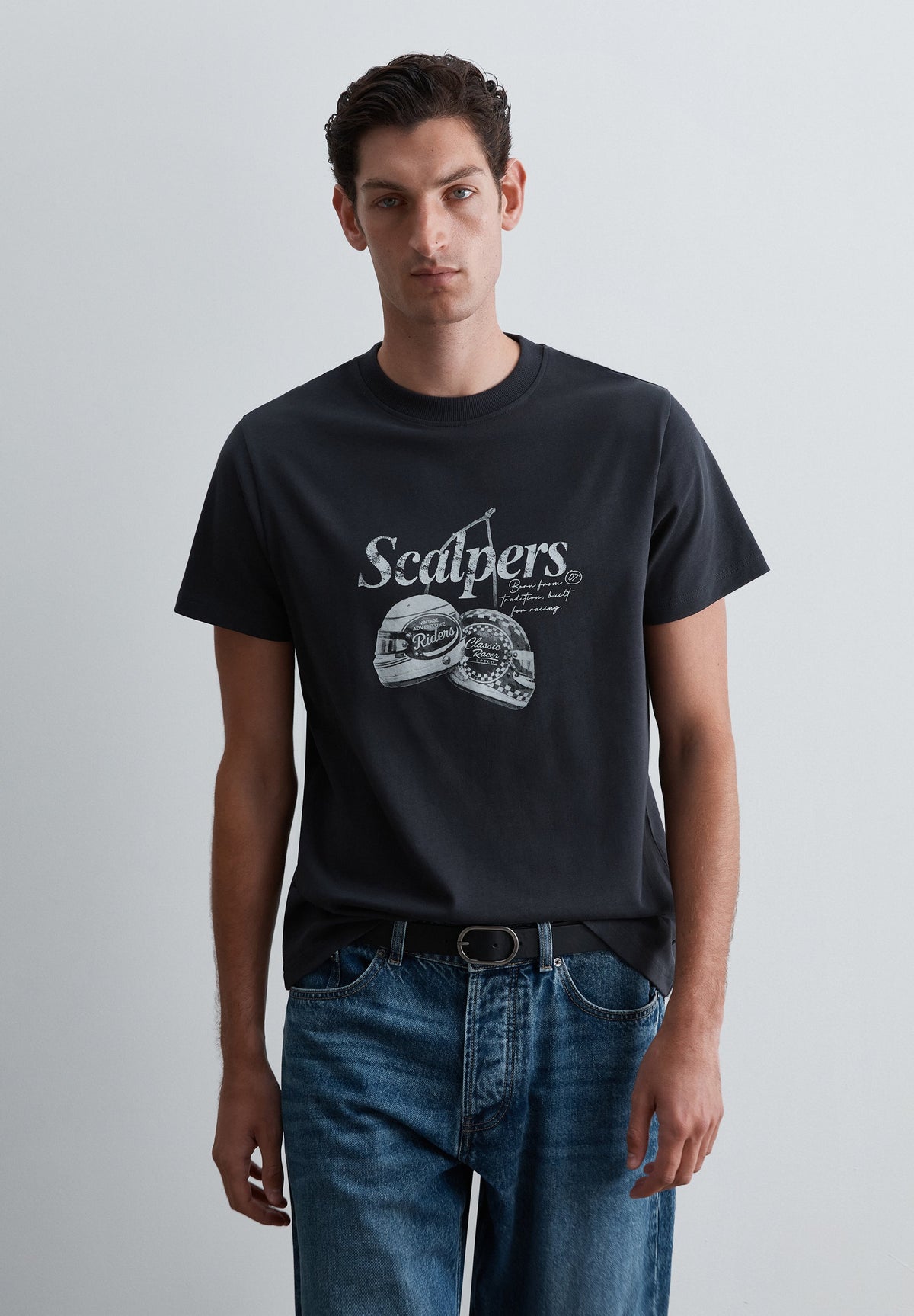 SCRACING TEE