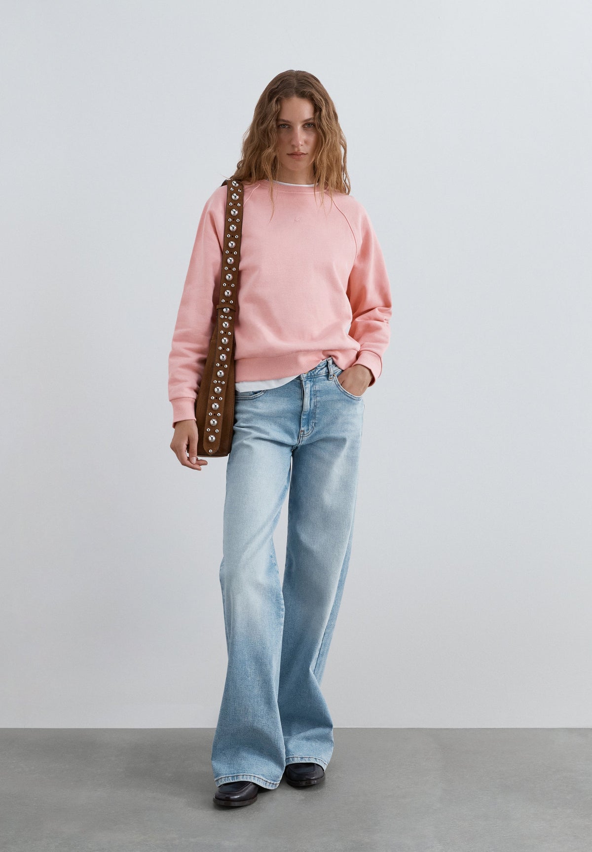 SCCAVIAR SKULL BACK SWEATER