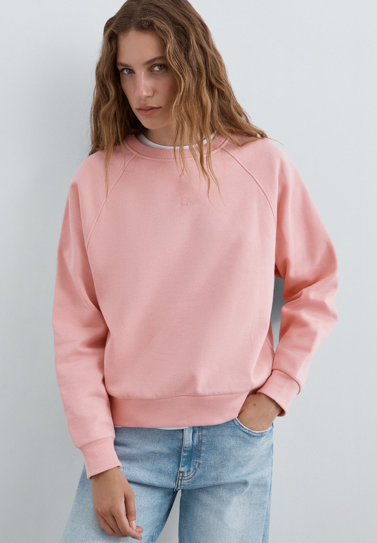 SCCAVIAR SKULL BACK SWEATER