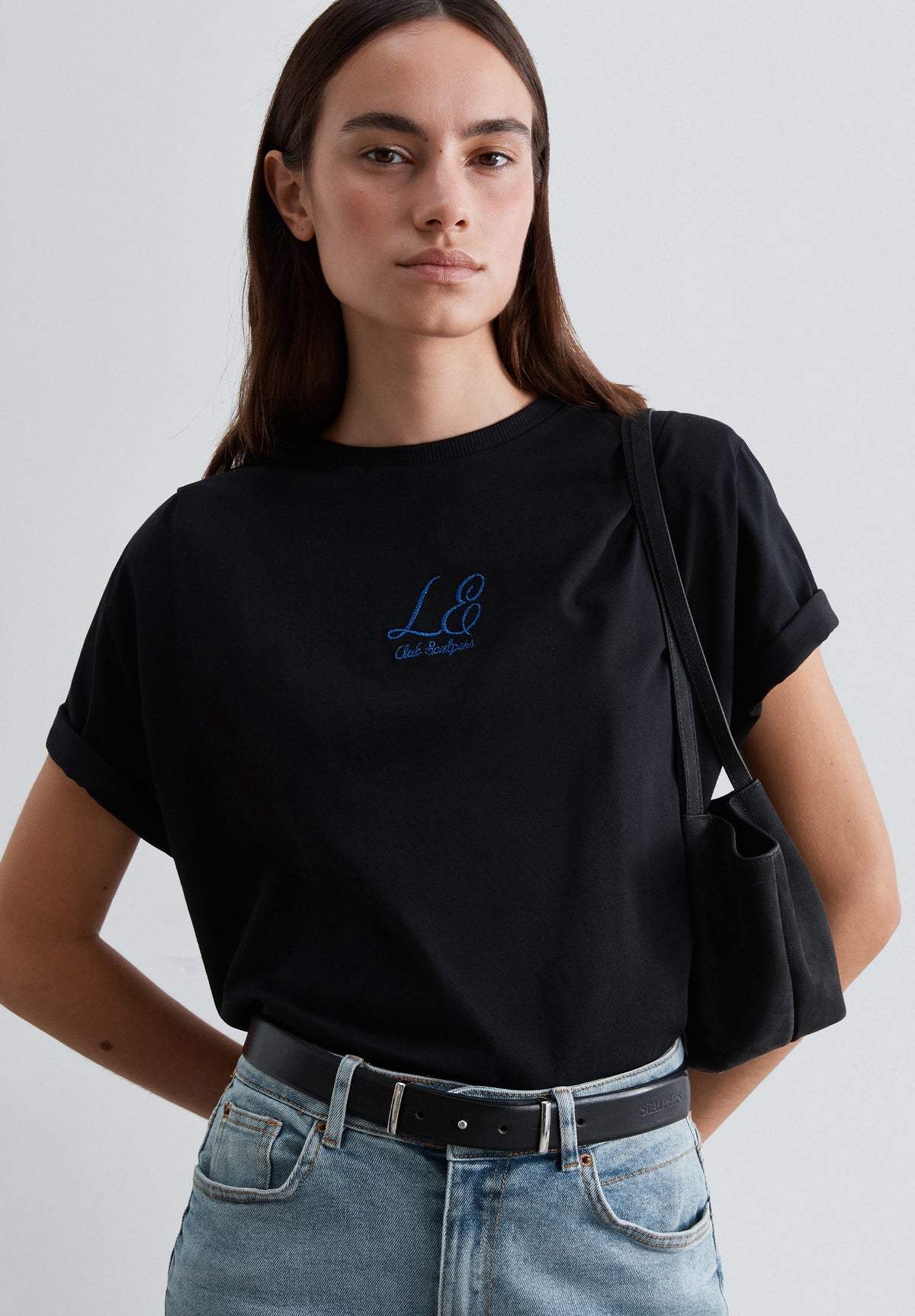 SCSHOULDER PADS  CORPORATE TEE