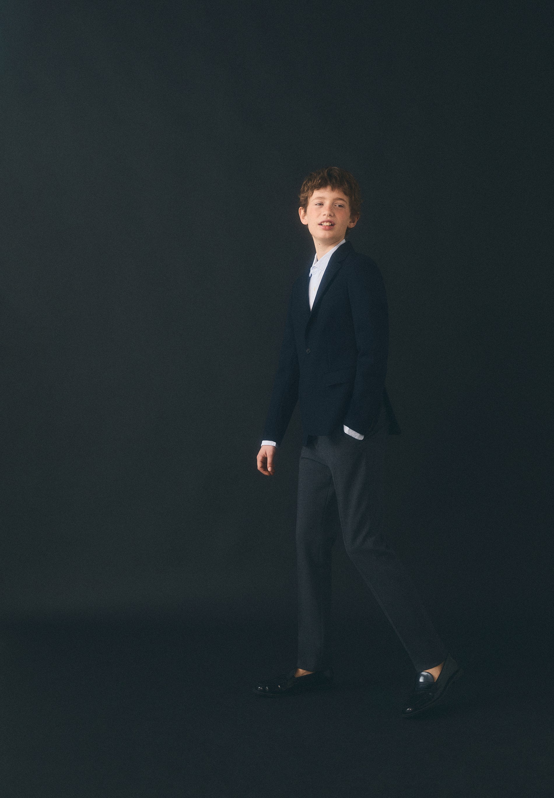 SMART TROUSERS WITH DARTS