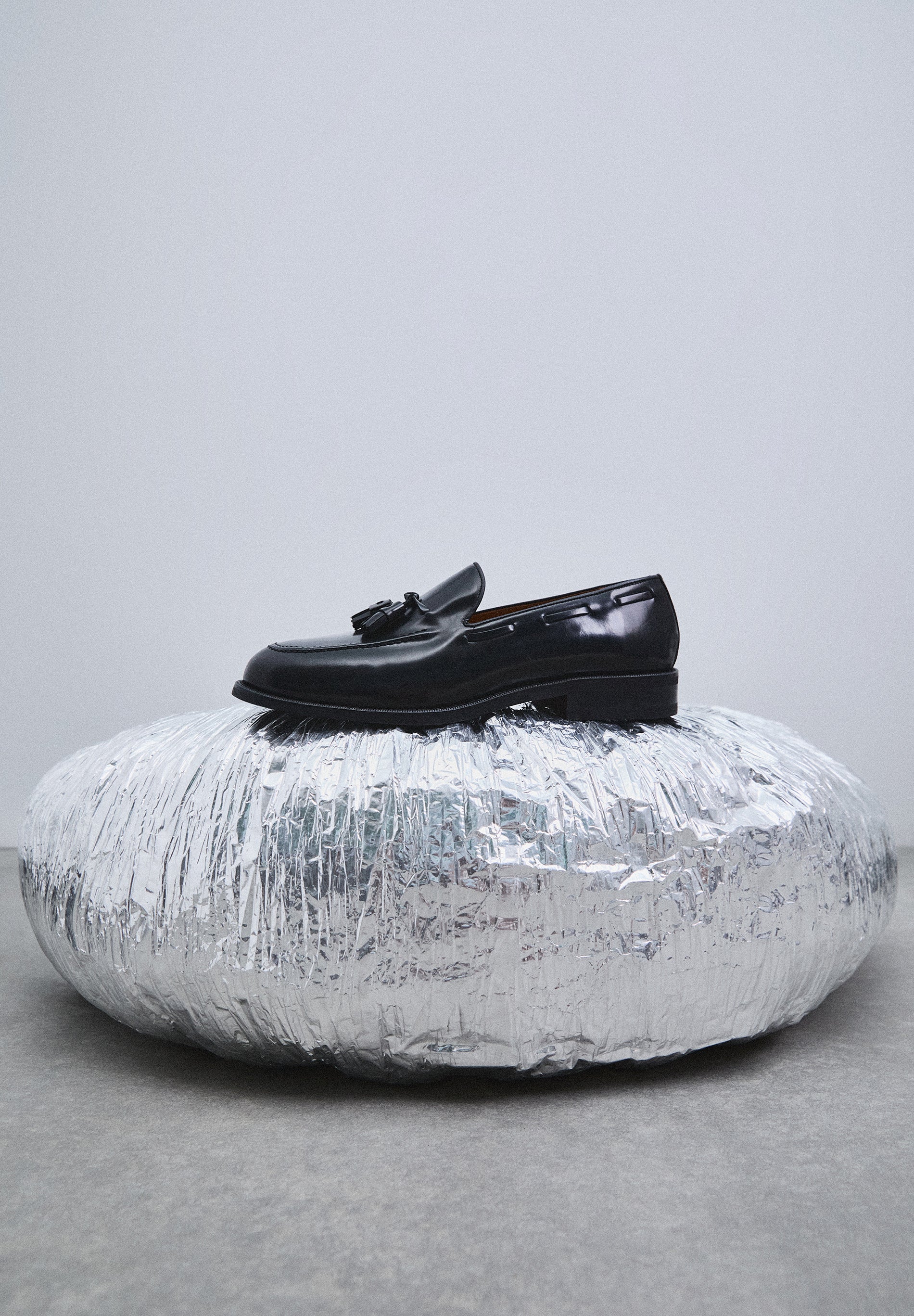 SMART LEATHER LOAFERS WITH TASSELS