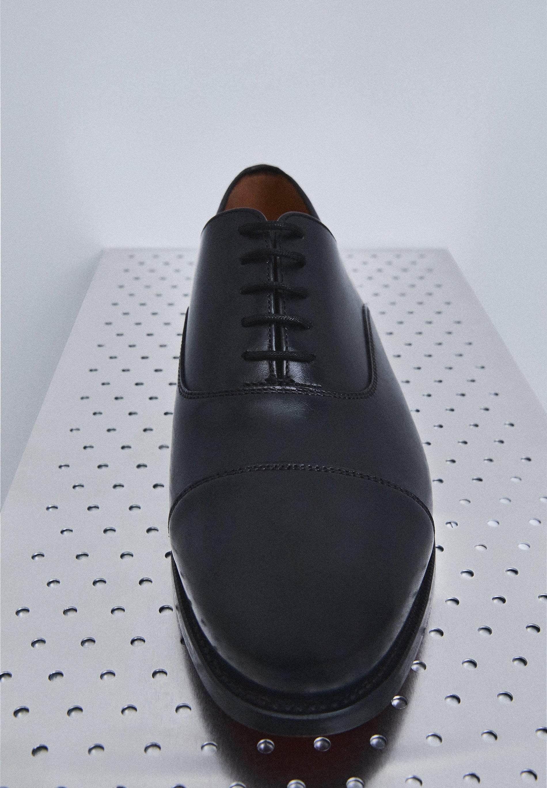 LEATHER OXFORD SHOES