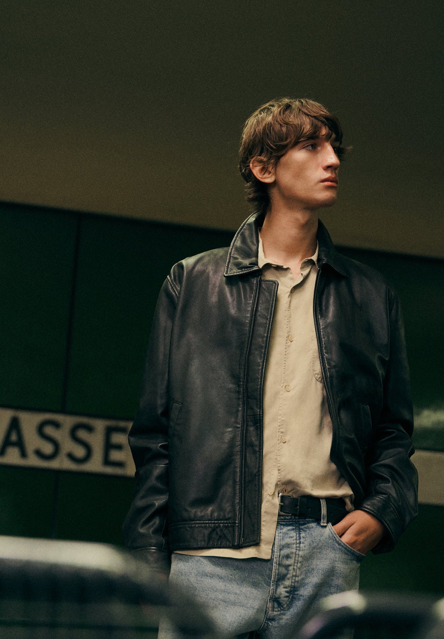 COLLARED LEATHER JACKET