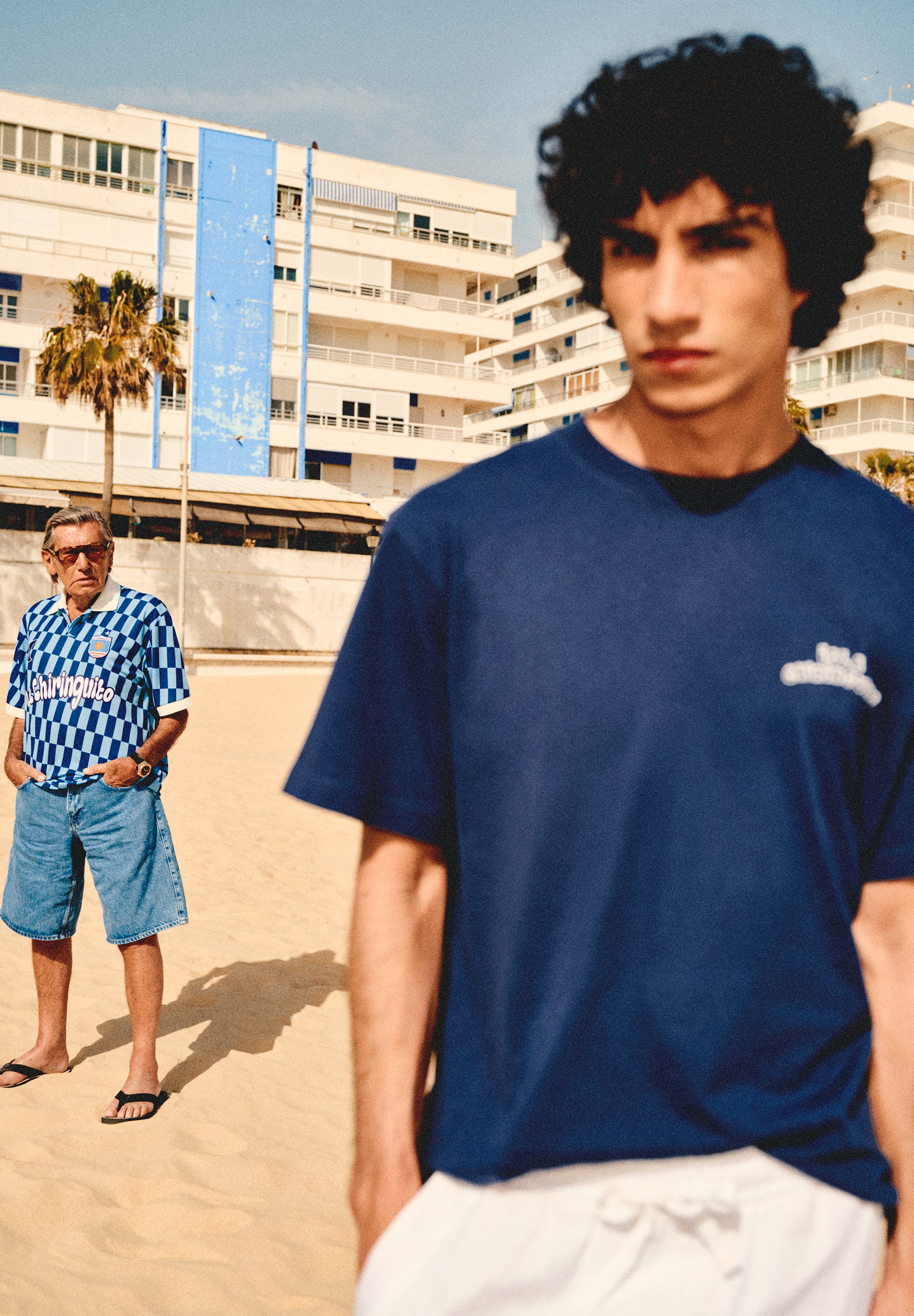 SCCHIRINGUITO OE ISLA TEE