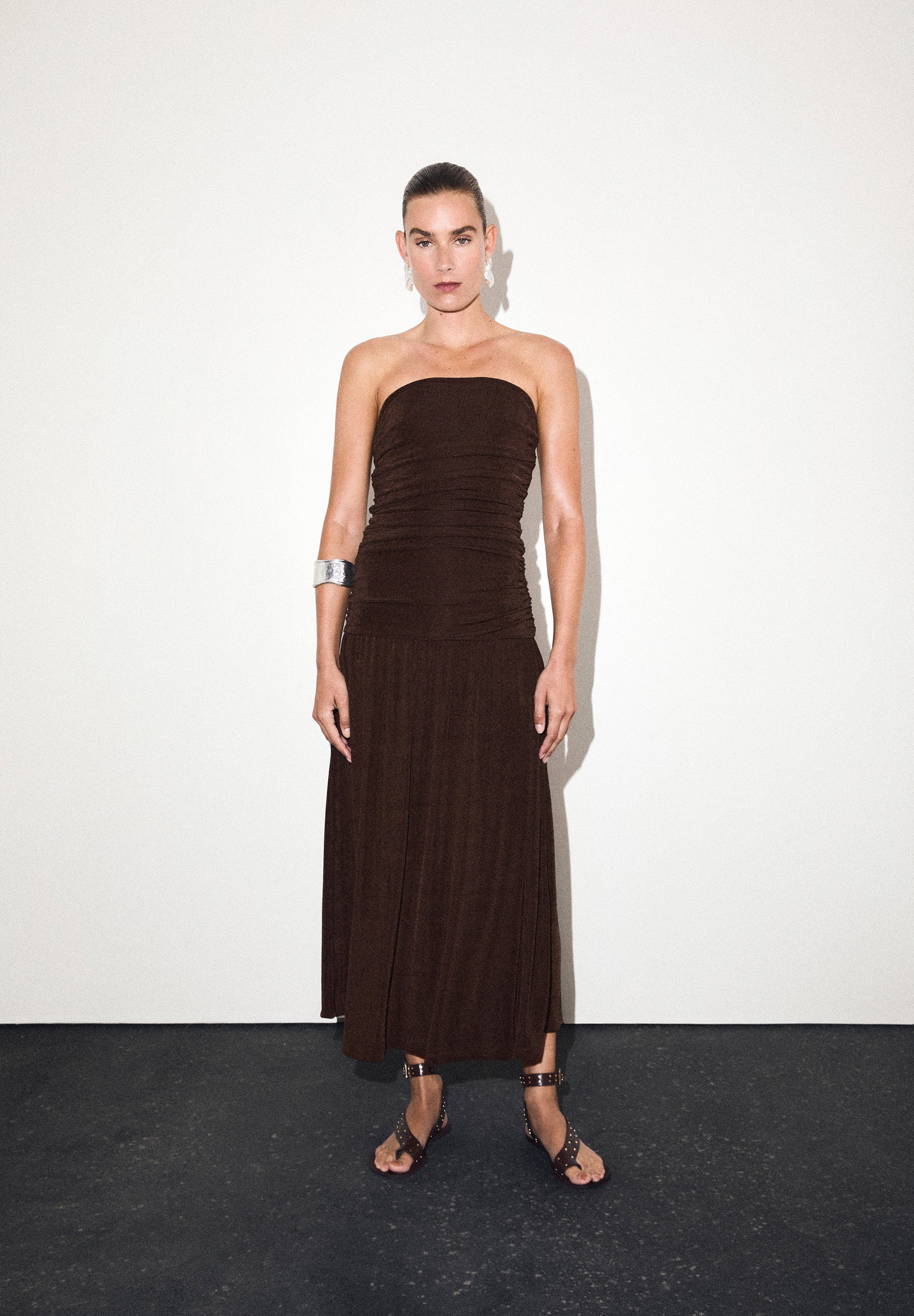 GATHERED KNIT DRESS