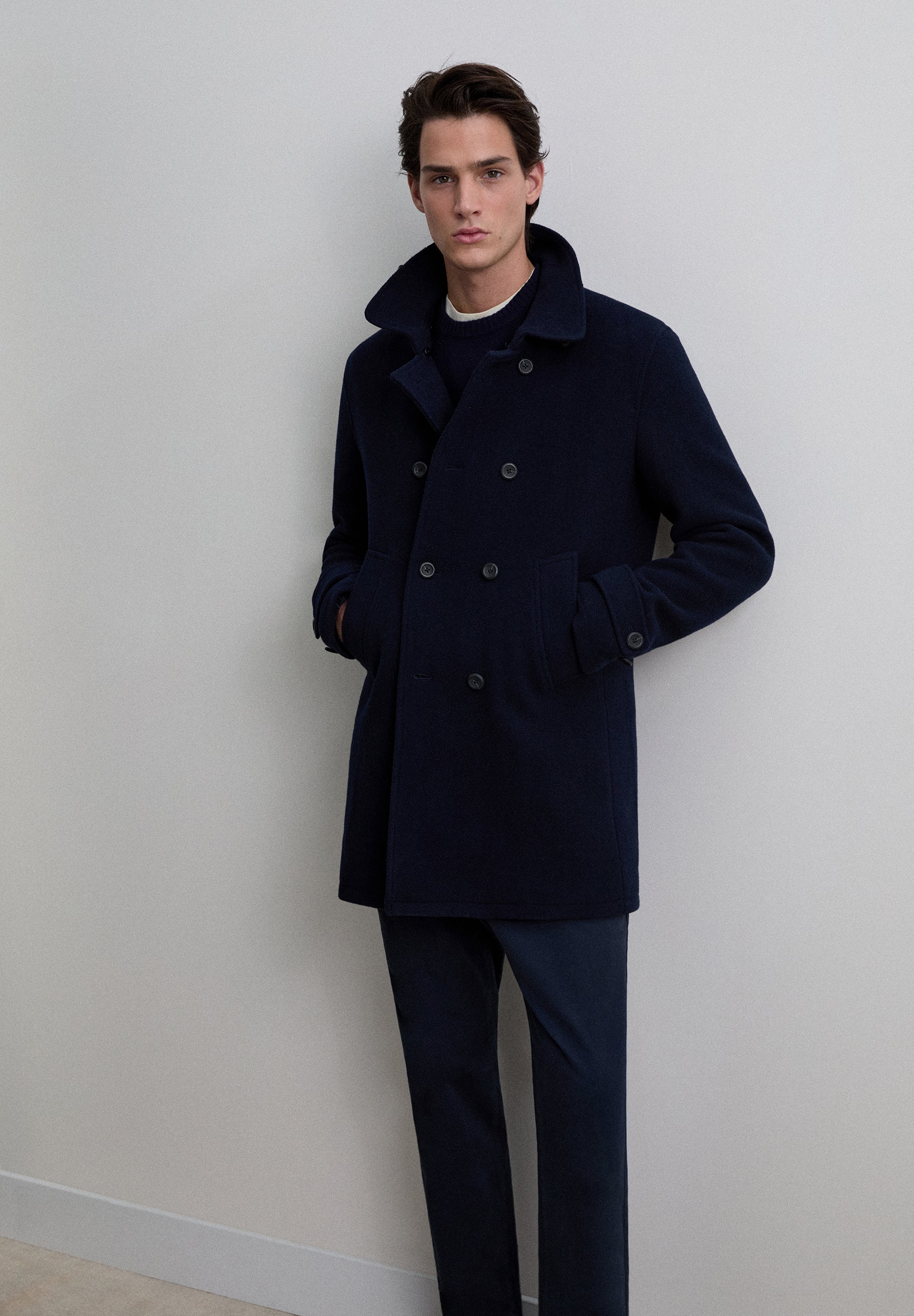 DOUBLE BREASTED WOOL COAT
