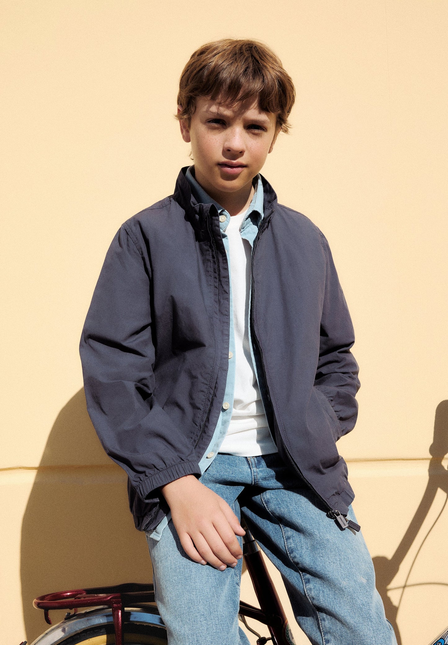 LIGHTWEIGHT FADED JACKET