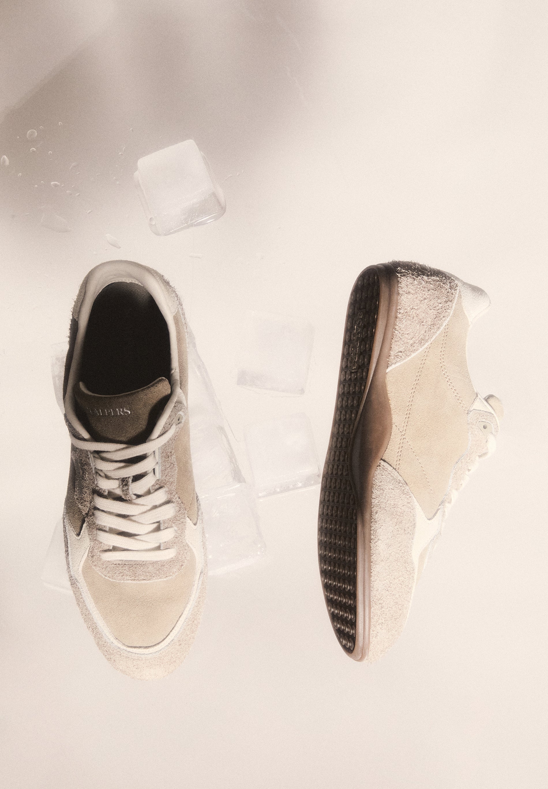 LOW TOP SUEDE SNEAKERS