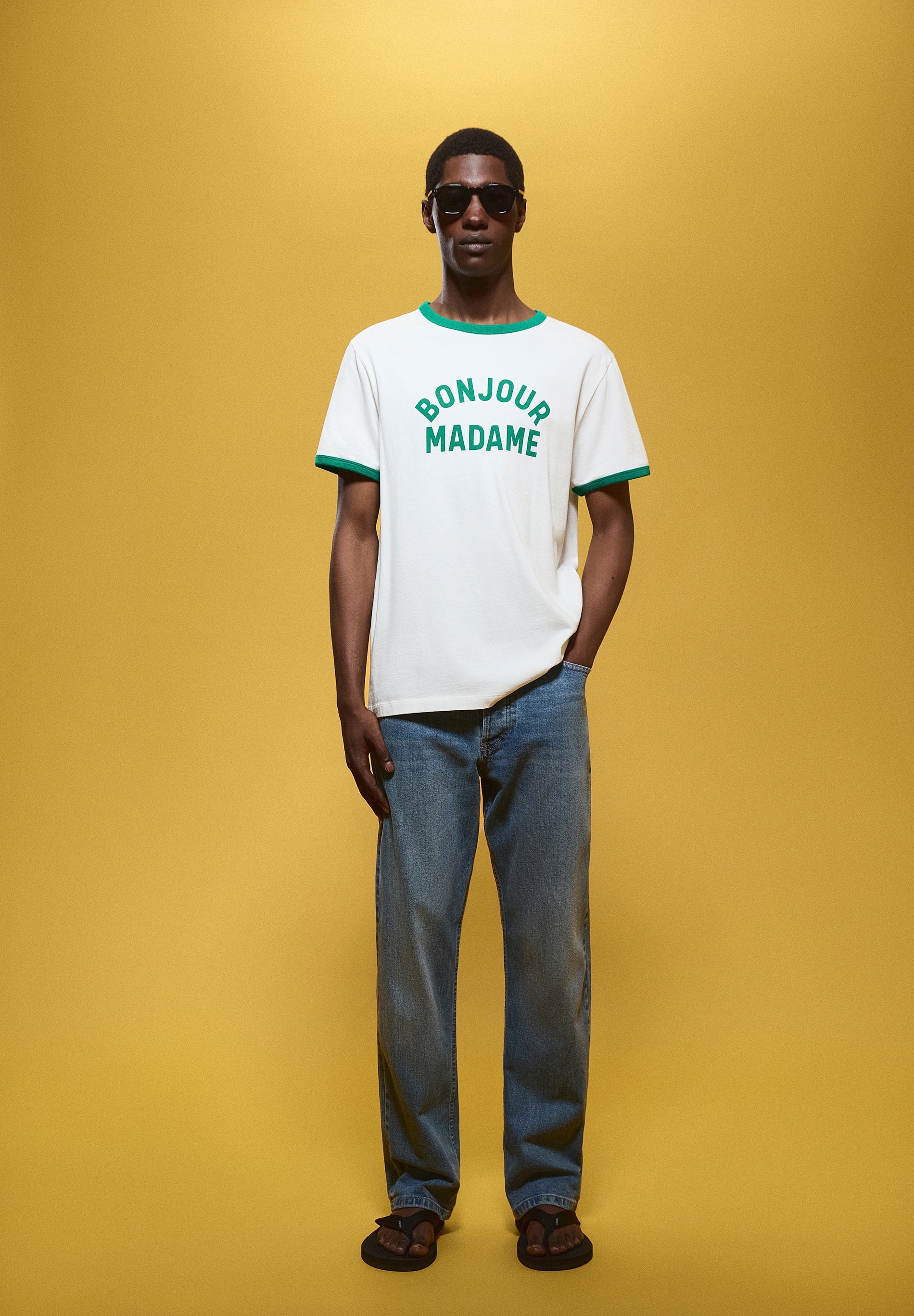 REGULAR JEANS