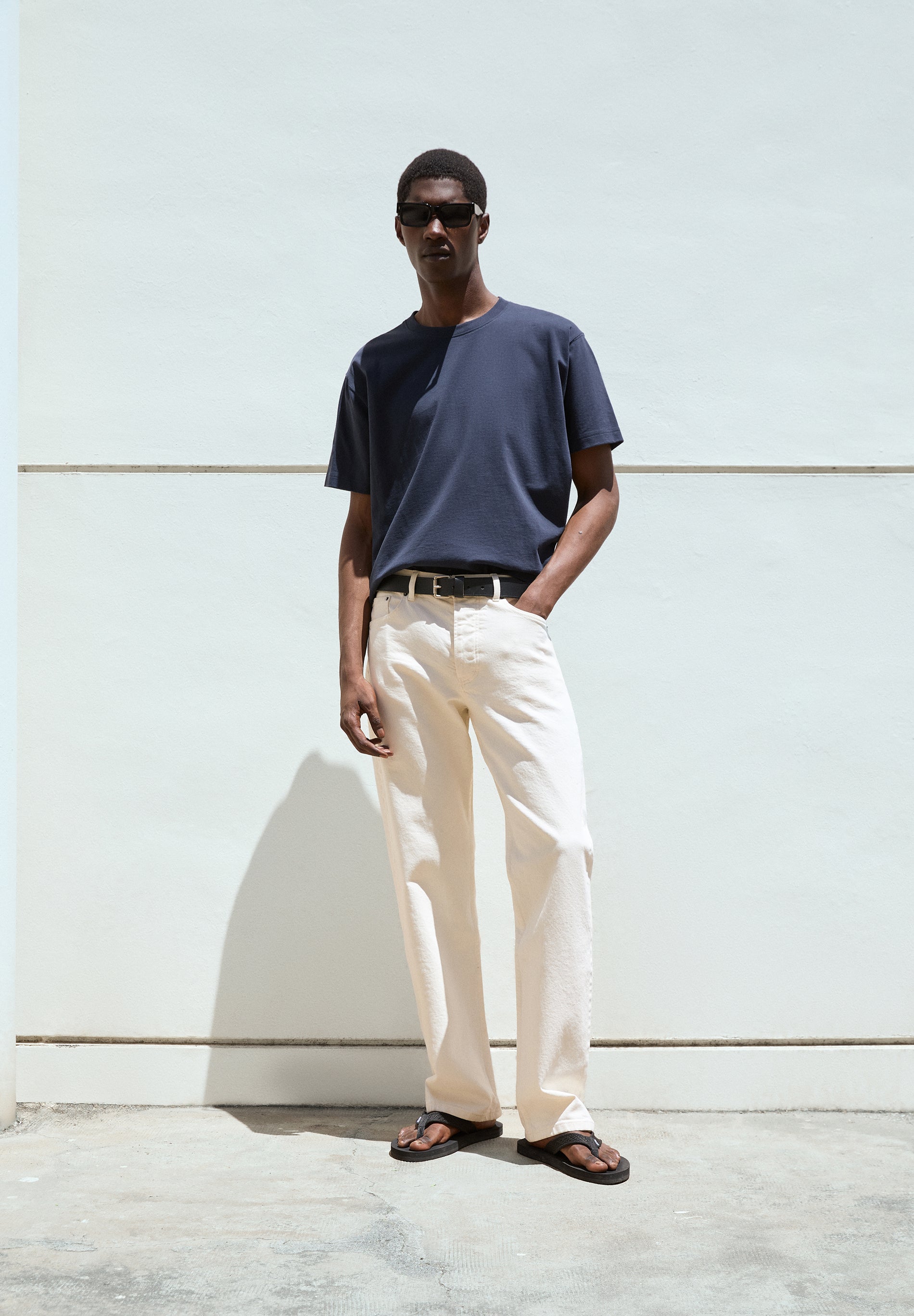 REGULAR JEANS