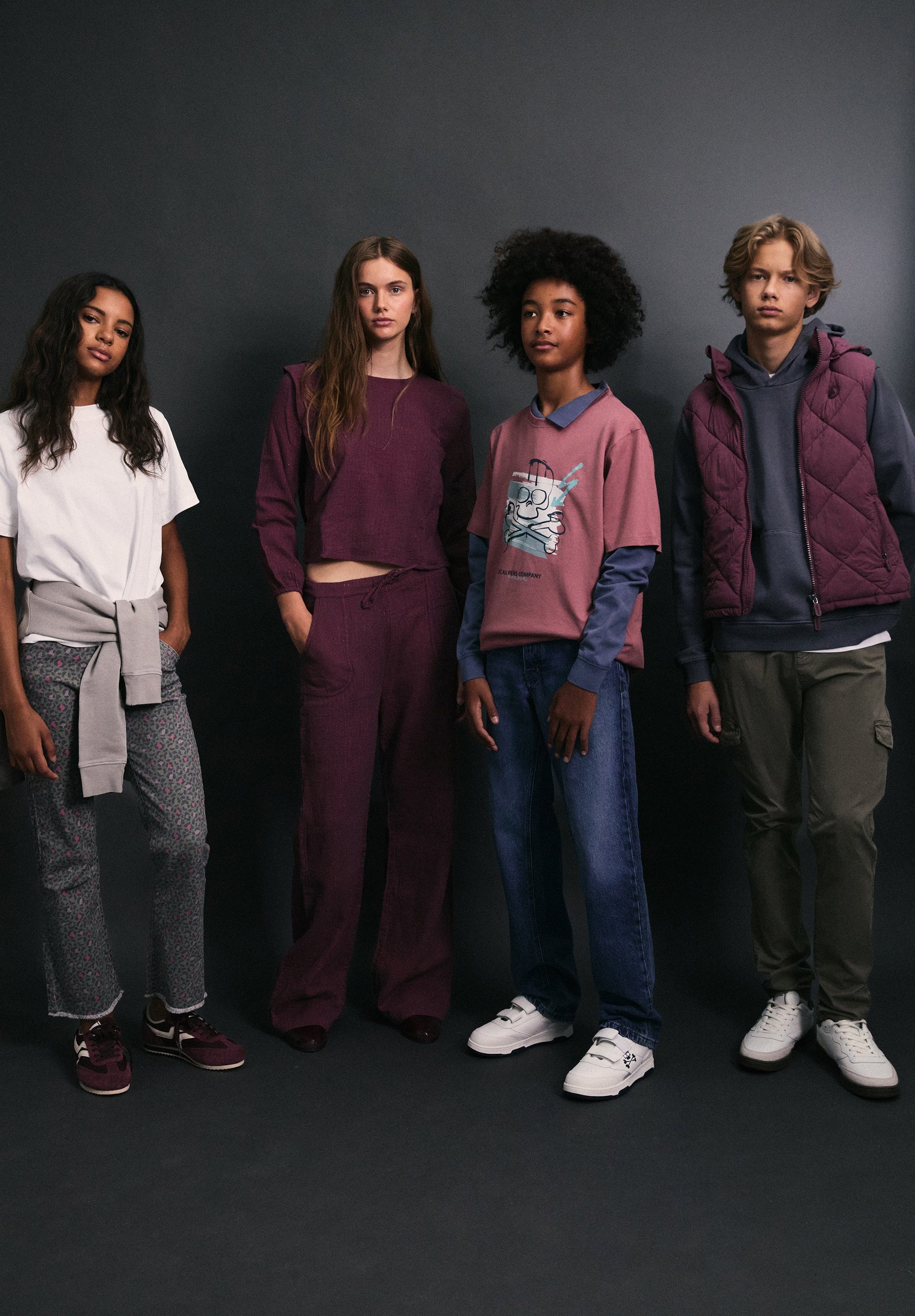 CHALECO ACOLCHADO CAPUCHA CALAVERA