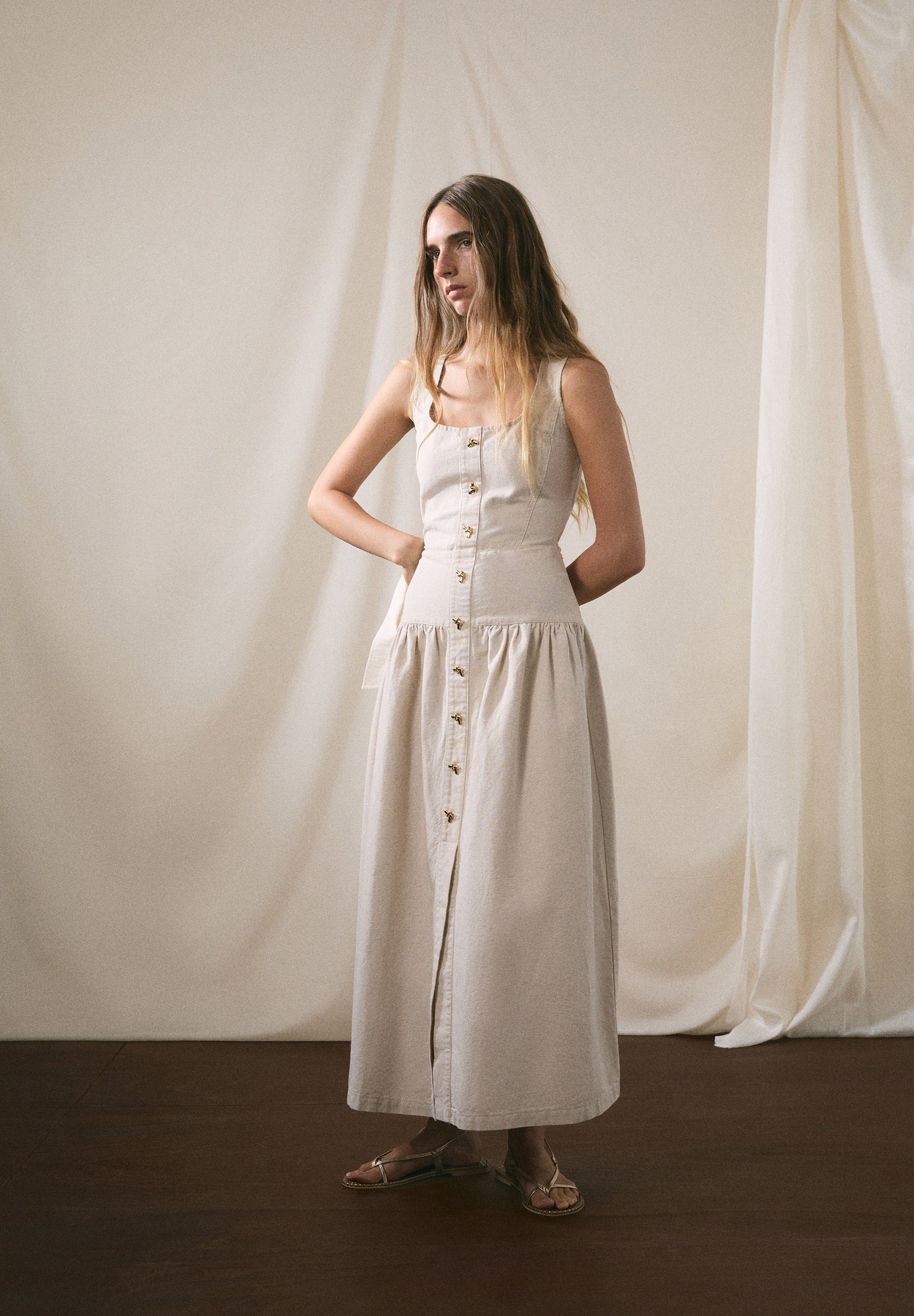 DENIM DRESS WITH BUTTONS