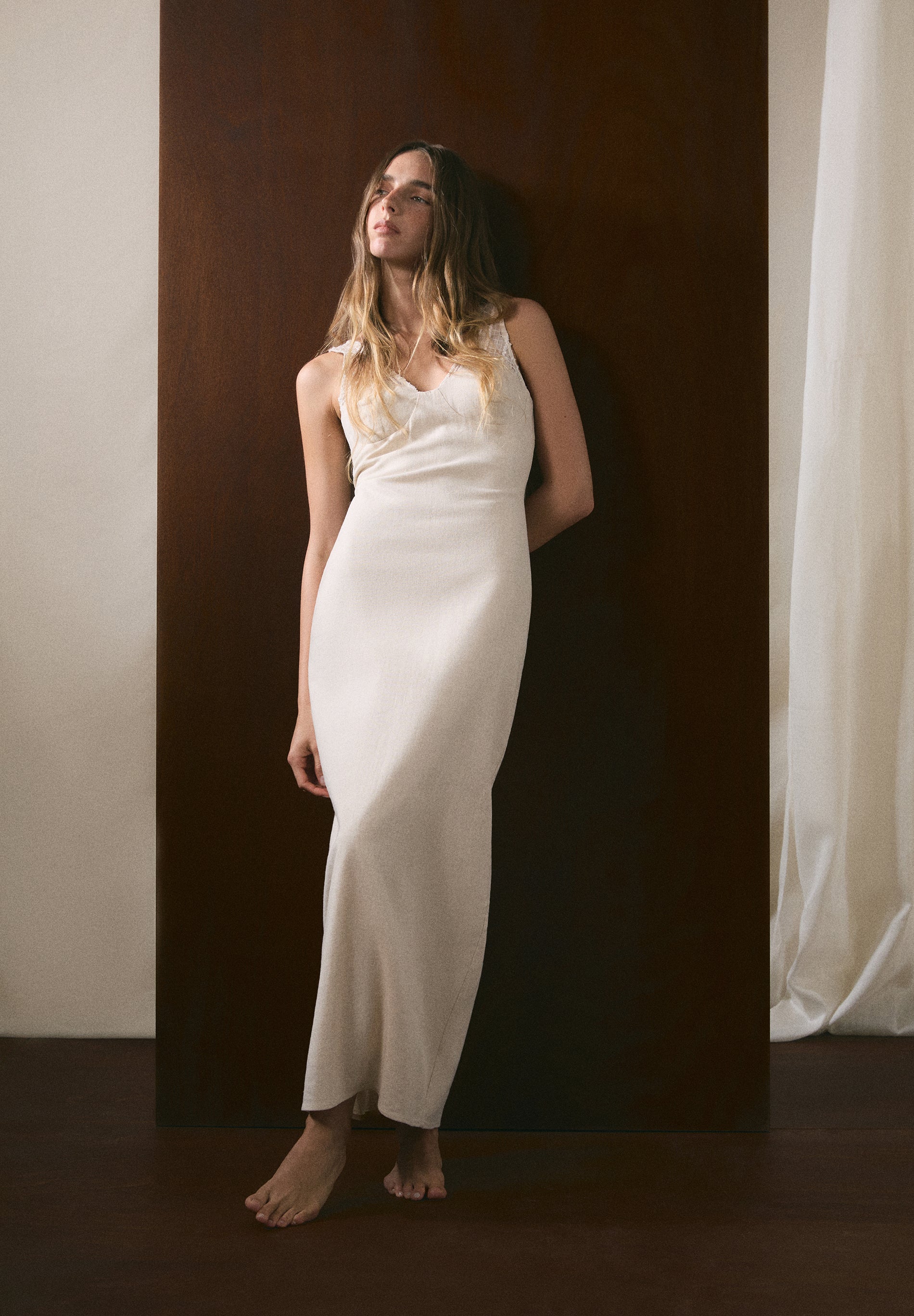 LINEN MIDI DRESS