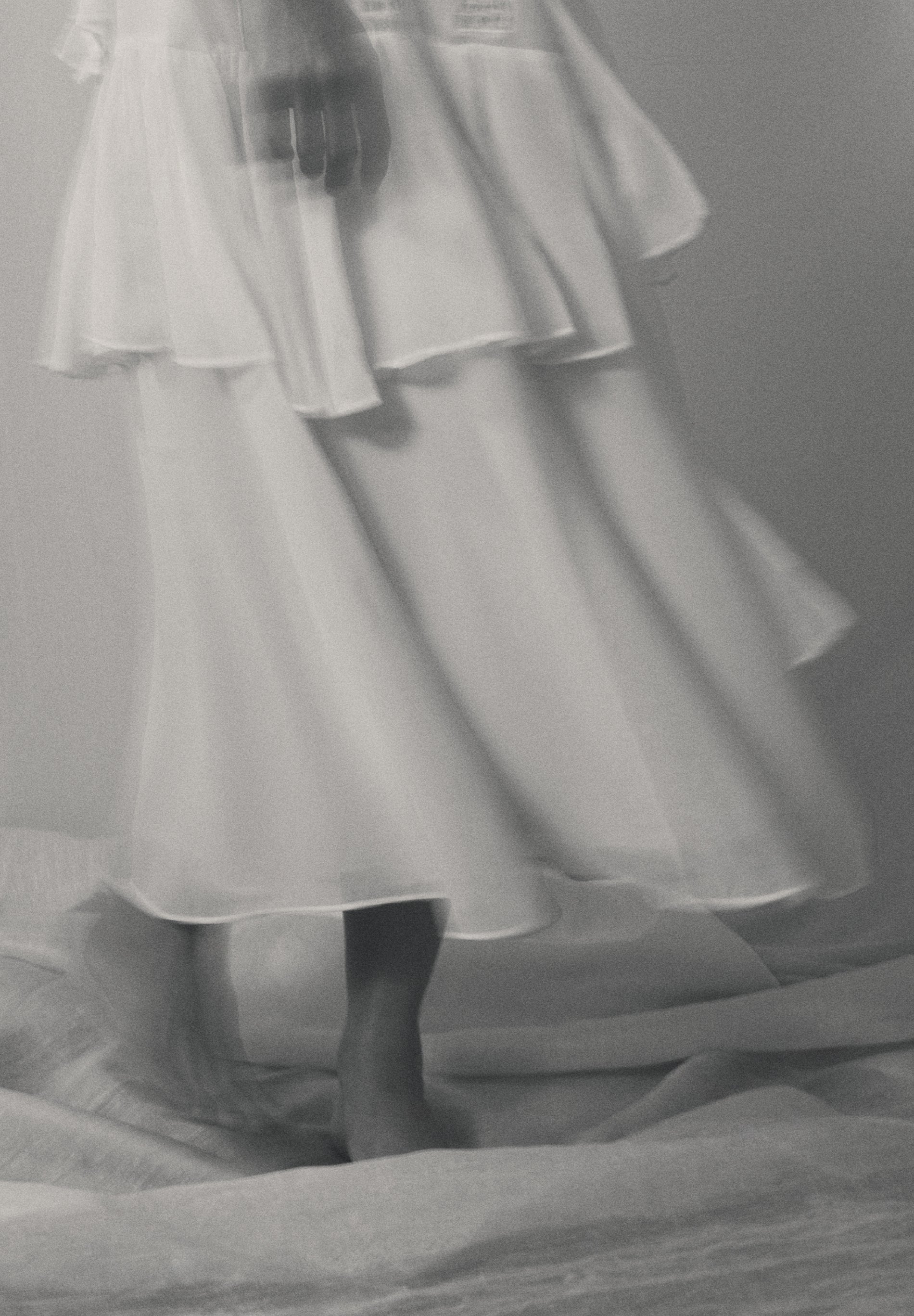 LACE DRESS WITH RUFFLES